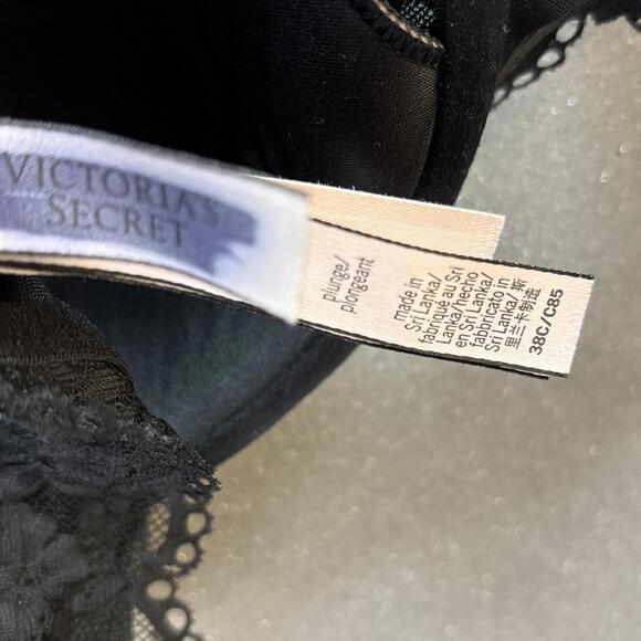 Victoria's Secret Lace Bra 32D Black Lined Semi Sheer Demi Underwire - Picture 5 of 8